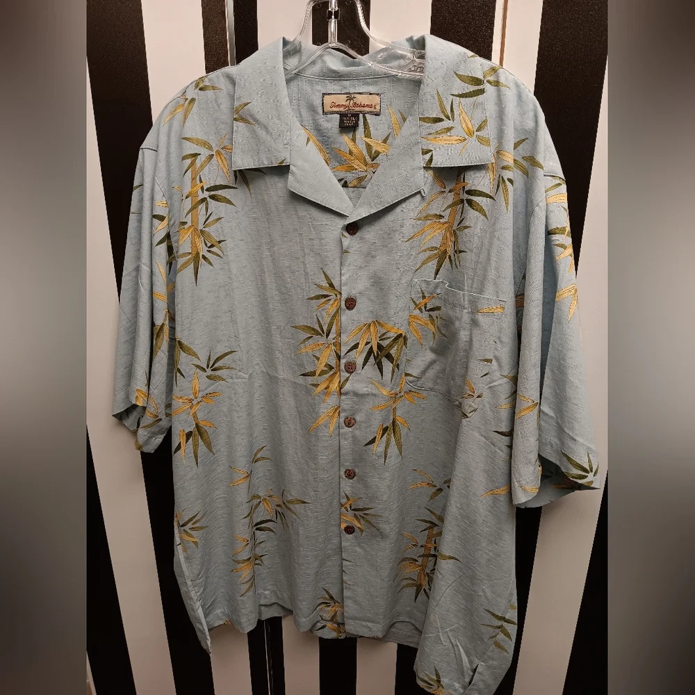 Tommy Bahama Button Down - Picture 3 of 8